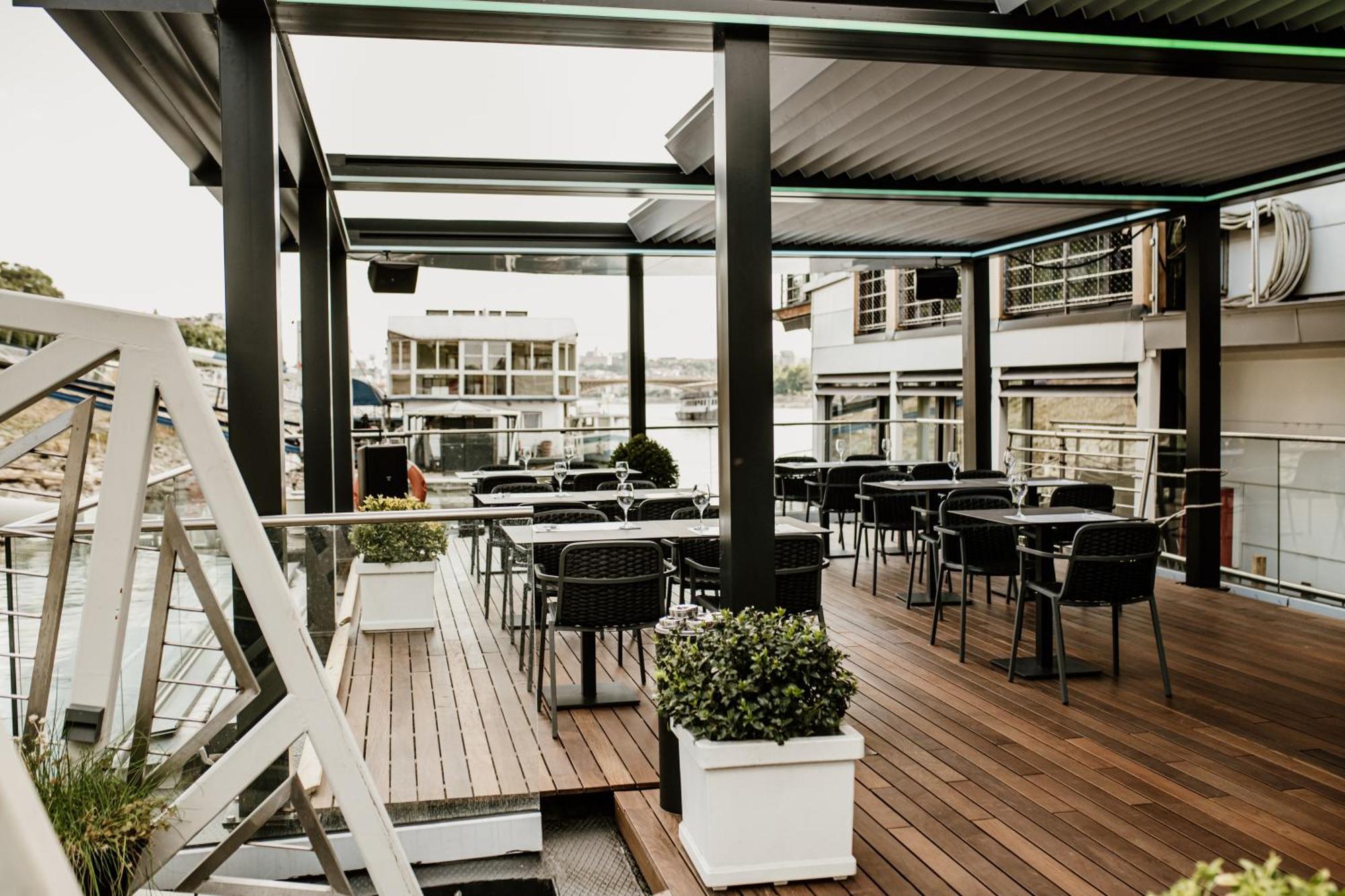 Vogue Boat Apartments Budapest Exteriör bild